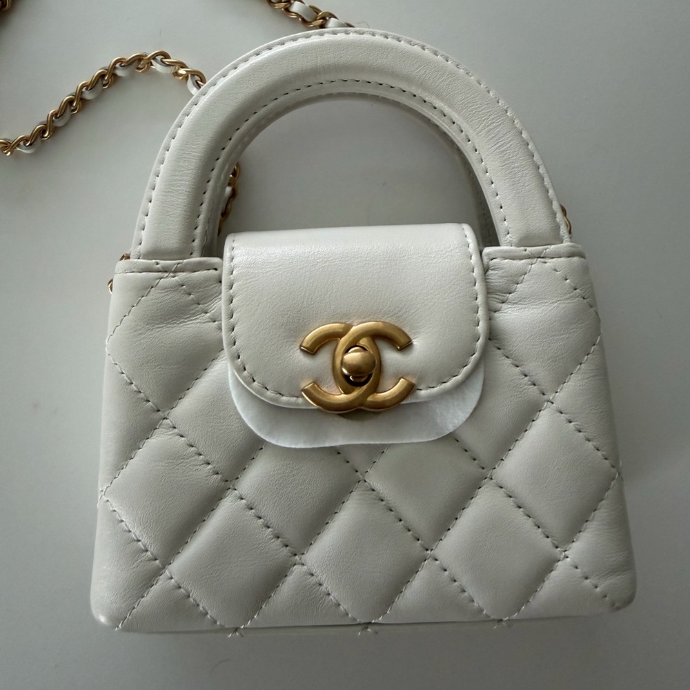 CHANEL mini Kelly Top Handle Shopping Bag Quilted Calfskin in White
